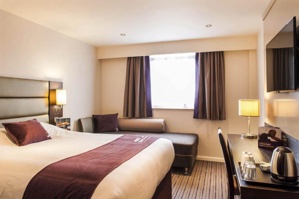 Premier Inn Chester Central - North 외부 사진